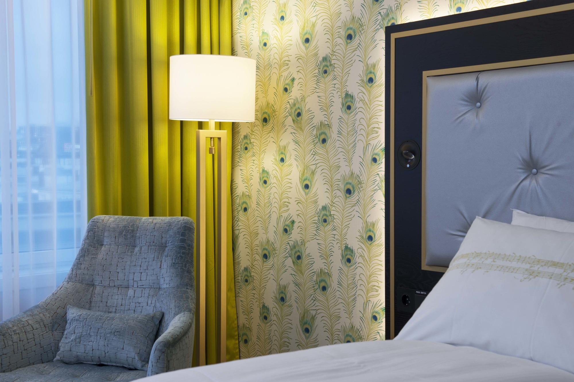 Thon Hotel Opera Осло Экстерьер фото