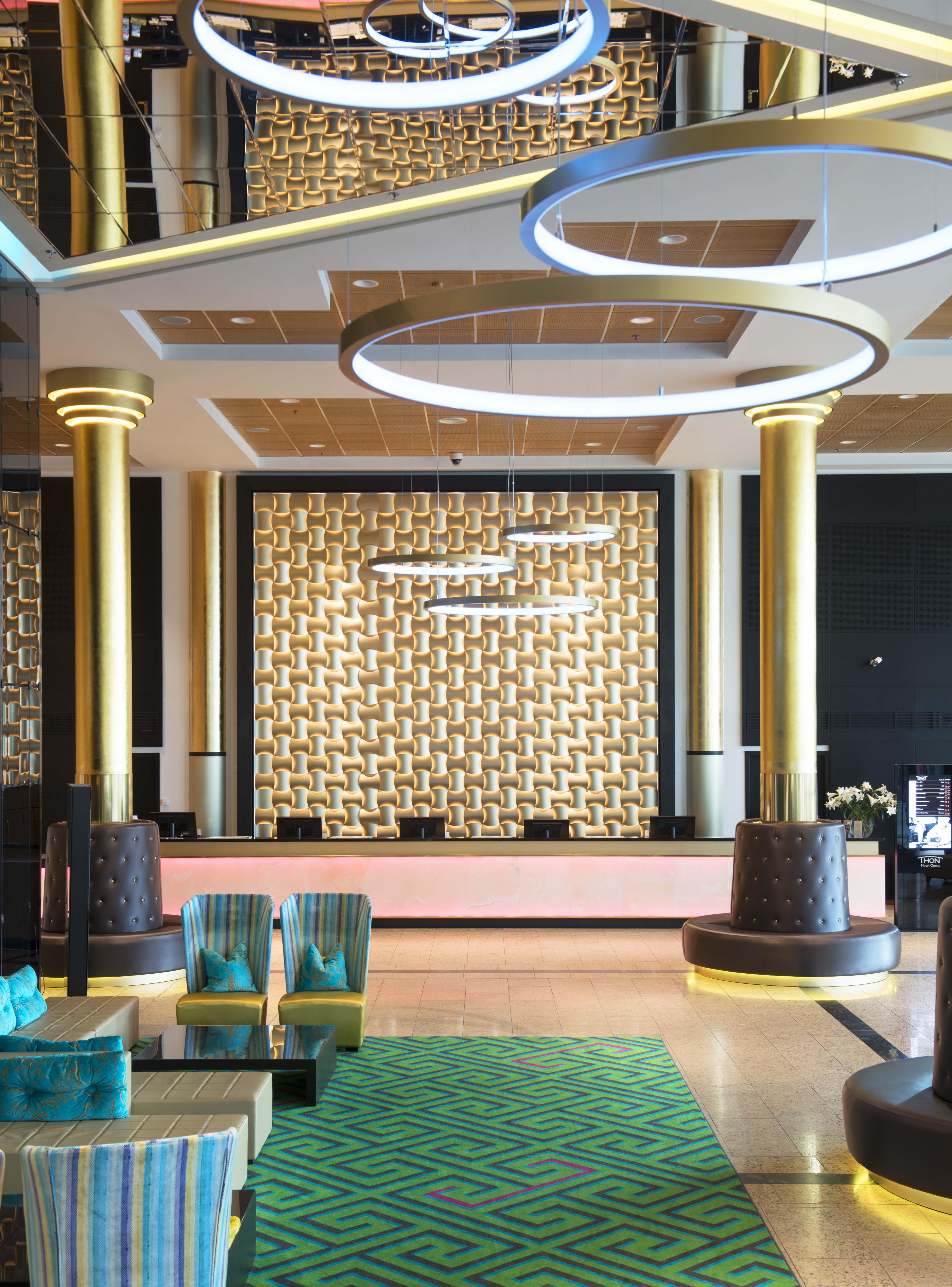 Thon Hotel Opera Осло Экстерьер фото