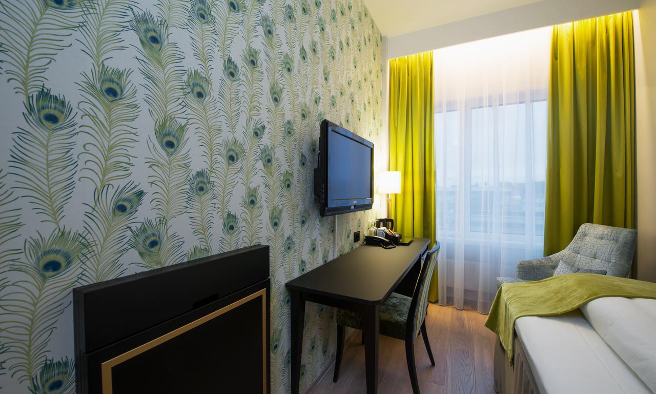 Thon Hotel Opera Осло Экстерьер фото